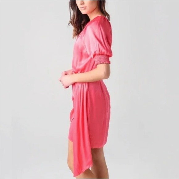 Saylor Zulu Pink Gathered Puff Sleeve Mini Dress Women's Size L Party Cocktail - Picture 3 of 10